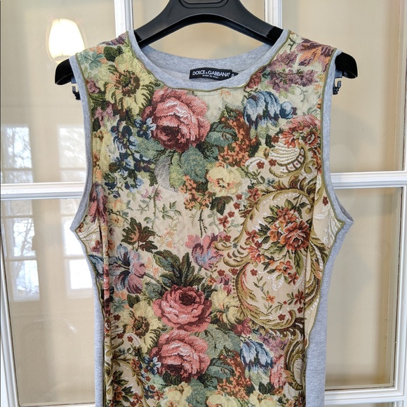 Dolce & Gabbana Floral Silk Knit Top - Picture 7 of 8